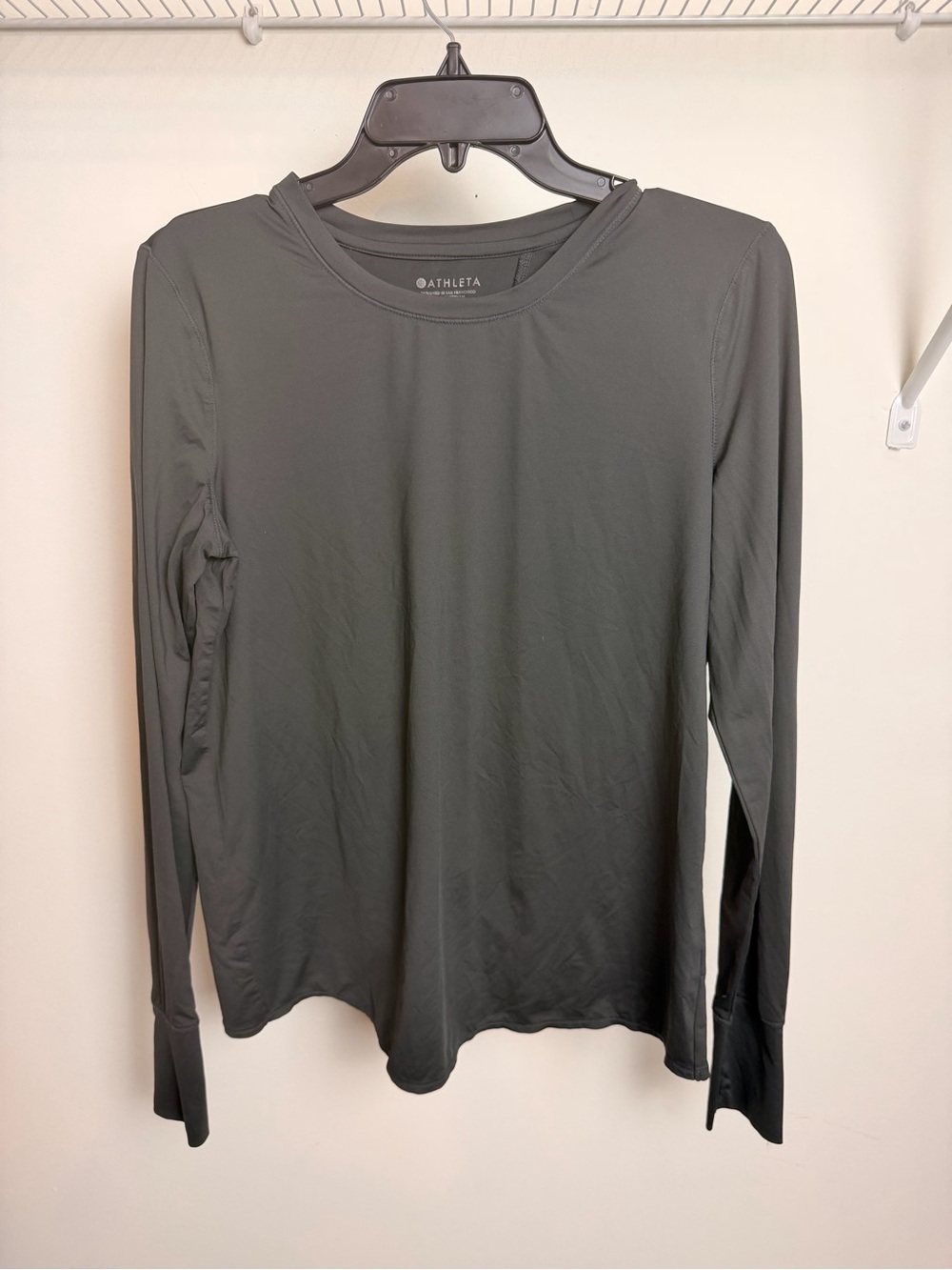 Athleta Dark Gray Performance Long Sleeve Top Women’s M